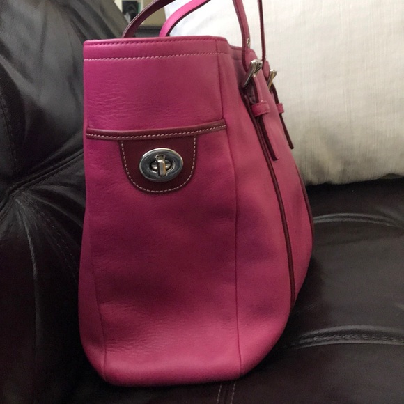 Coach handbag - Picture 2 of 4